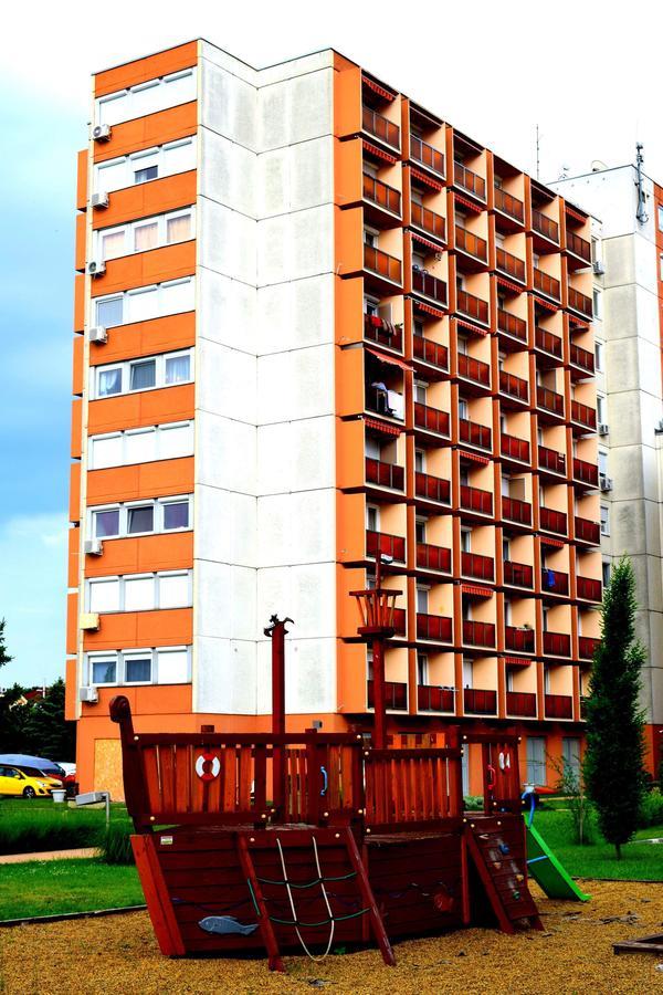 Cuki Apartmanok Siófok Exterior foto